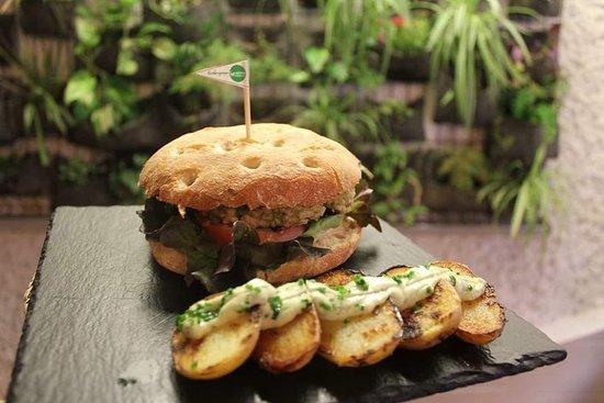 Pura Vida Vegan Bar